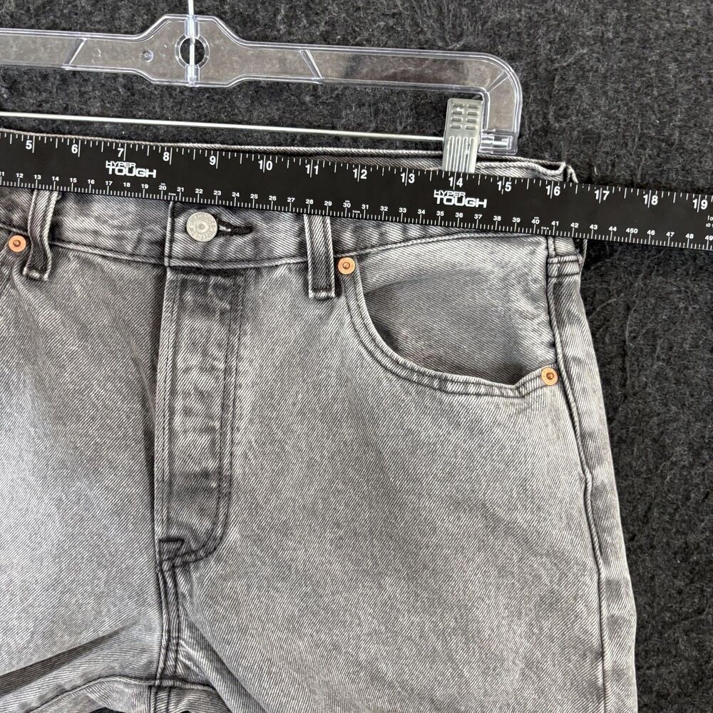 Levis 501 Jeans Men's 32x29 Gray Light Wash Button Fly Straight Leg Denim Pants - Picture 9 of 12